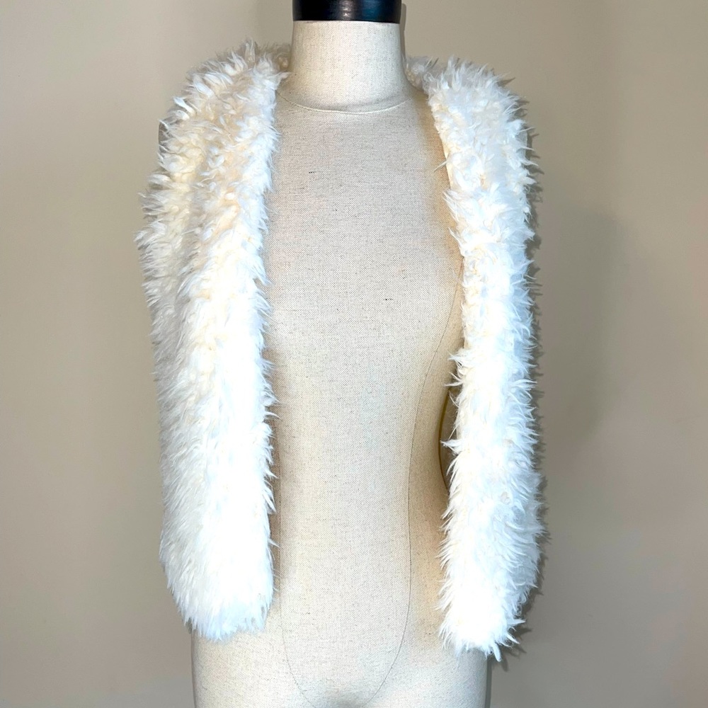 Faux fur girls vest